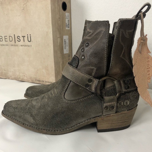 Bed Stu Canada taupe leather Western V-cut bootie - Picture 4 of 12